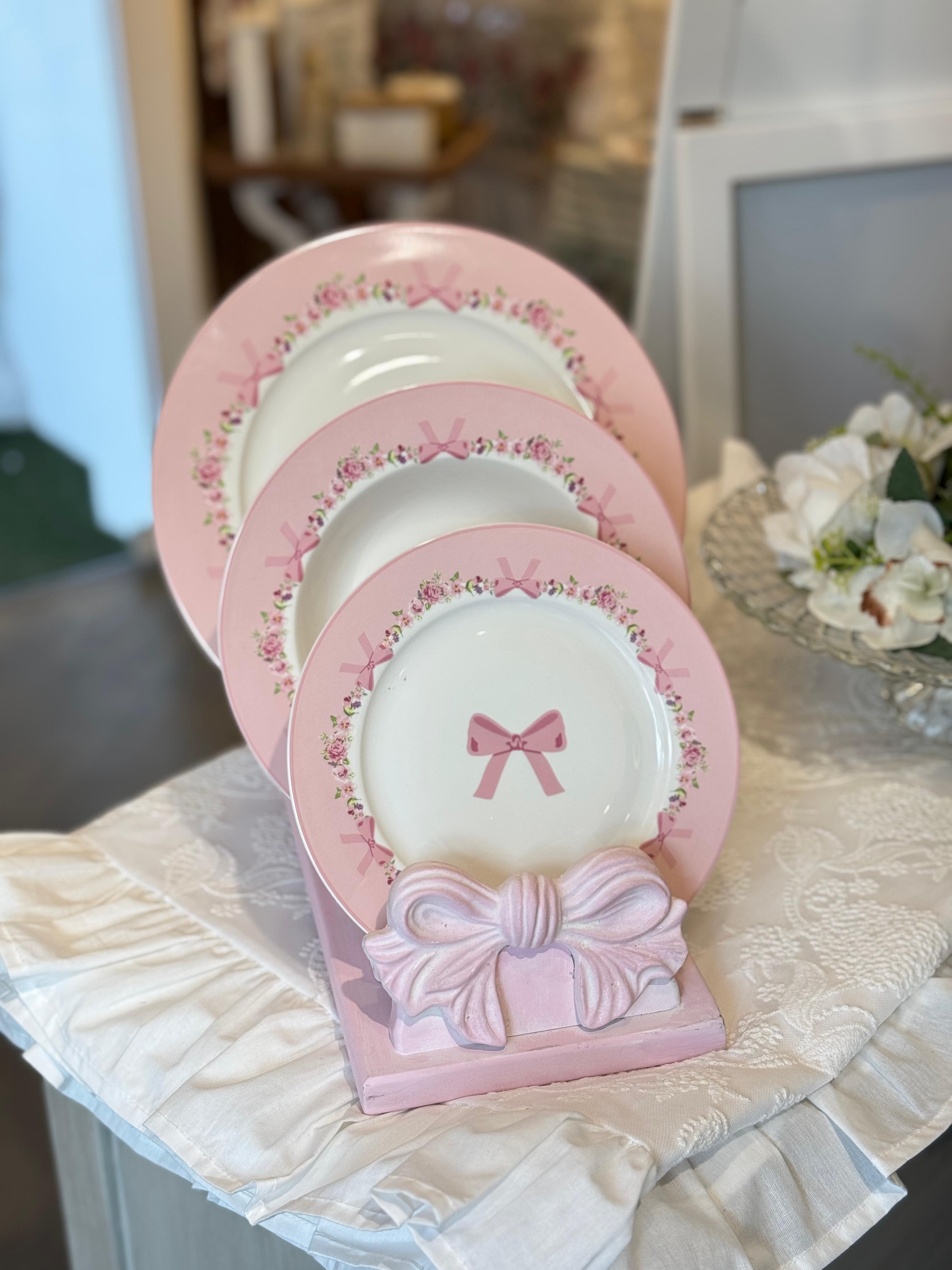 Portapiatti in legno rosa con fiocco - 30.5 x 15 x6 cm - L'Arte di Nacchi